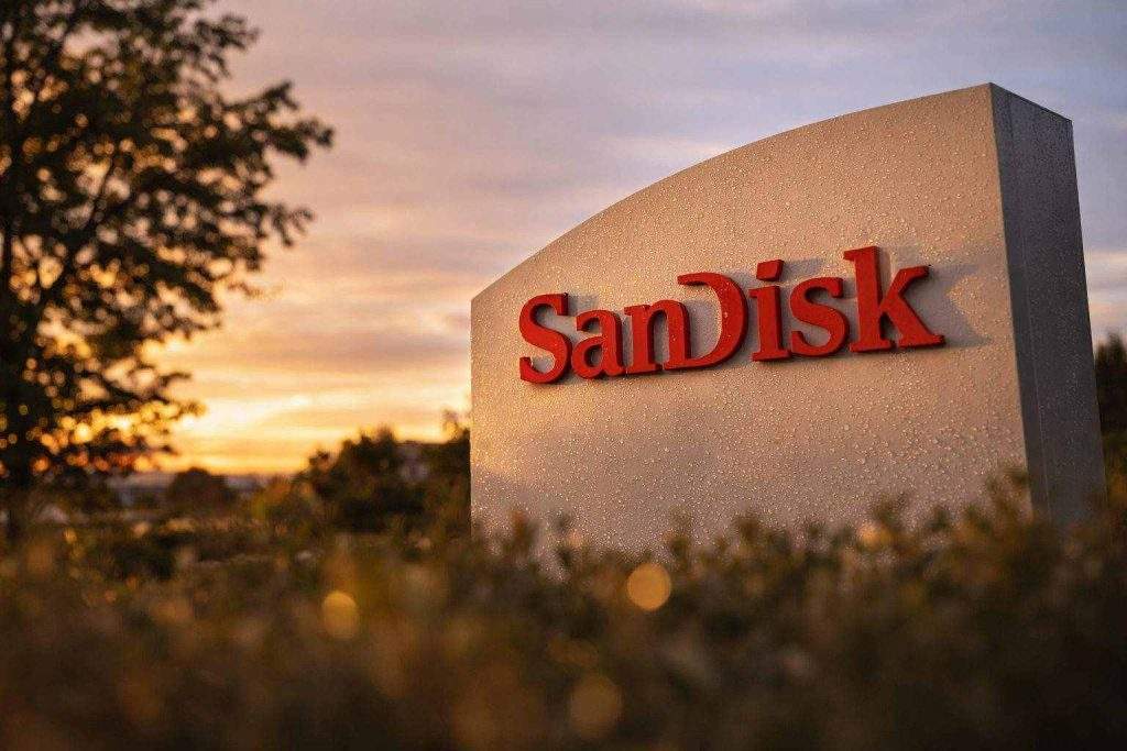 Sandisk stock whipsaws as oil spike and Iran conflict rattle the AI memory trade