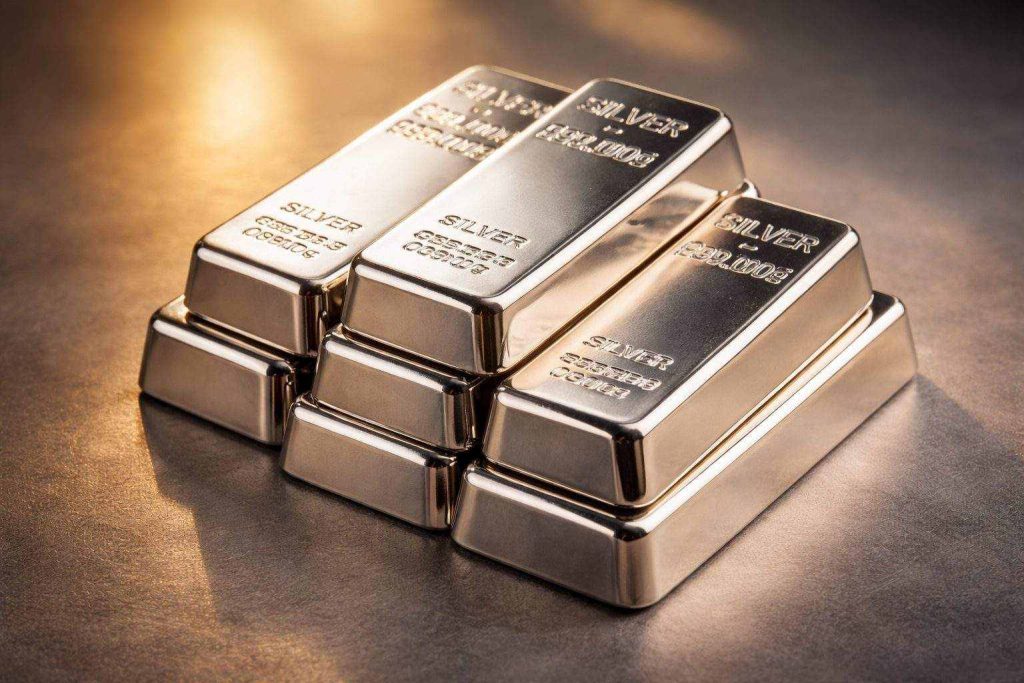 Silver plunges as Iran war boosts dollar and delays Fed cuts — SLV back in focus
