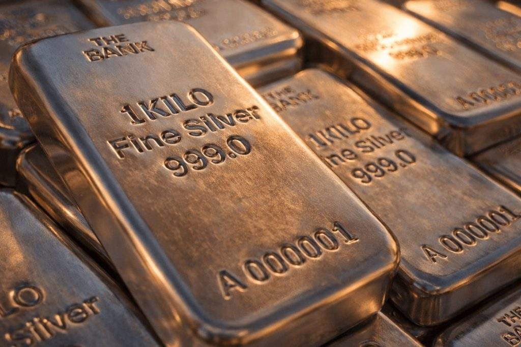 Silver Price Today Holds Near $80.52 as Fed Meeting and Oil Shock Reset the Outlook