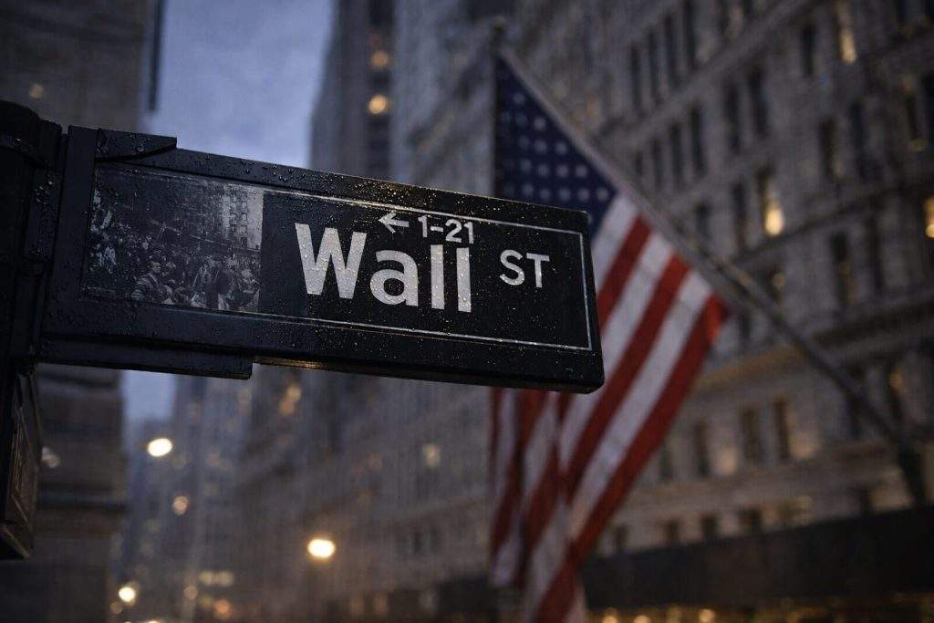 US Stock Market Today: Dow, S&P 500, Nasdaq Slide as Oil Spike Hits Rate-Cut Hopes