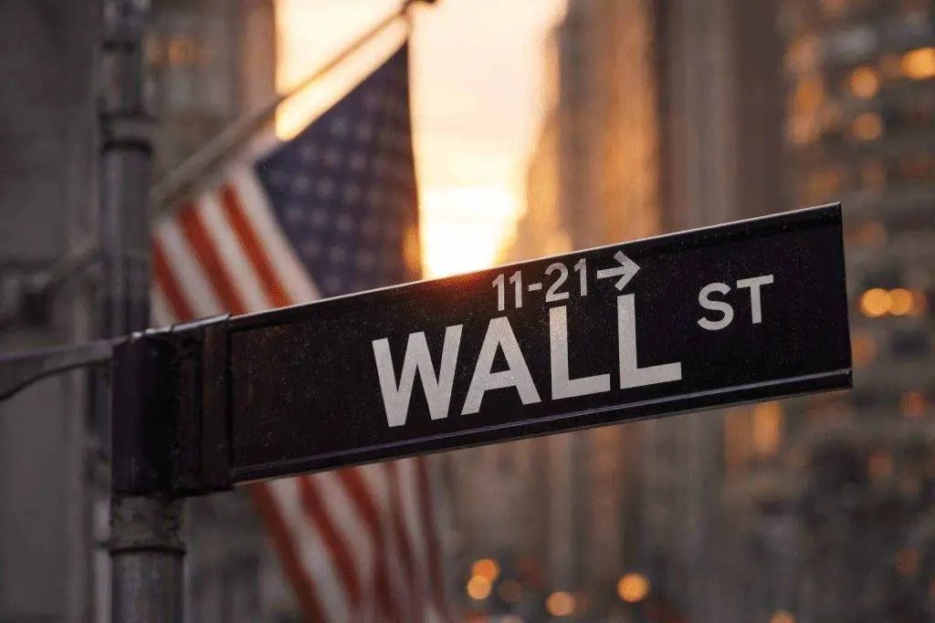US Stock Market Today: Futures Rise After Nasdaq Correction as Oil Keeps Wall Street on Edge