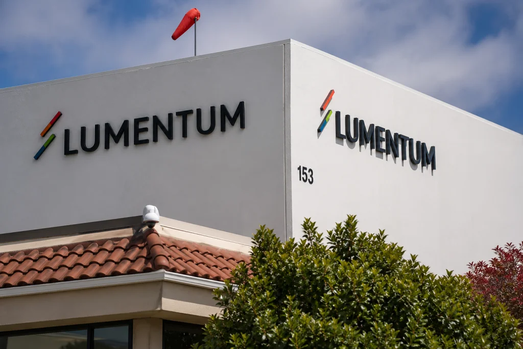 Lumentum Stock Faces a Crucial AI Test After BlackRock Filing and 4% Friday Gain