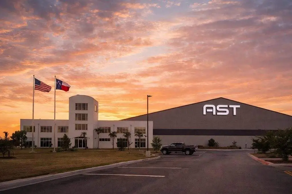 AST SpaceMobile BlueBird 7 Enters Off-Nominal Orbit After Blue Origin Launch, Clouding 2026 Rollout
