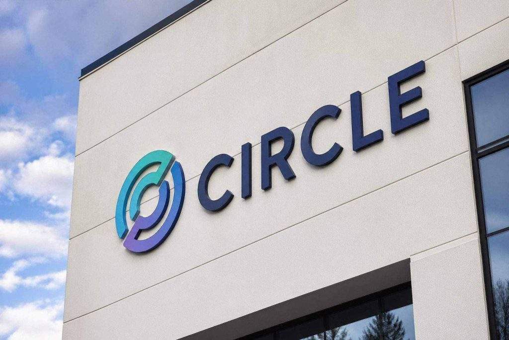 Circle Internet Group Stock Faces a Big Q1 Earnings Test as USDC Stablecoin Rules Shift
