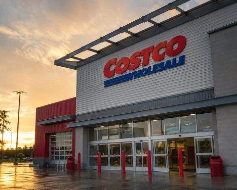 Costco Wholesale’s Tariff Refund Fight Just Got Harder as Shoppers Seek Payback