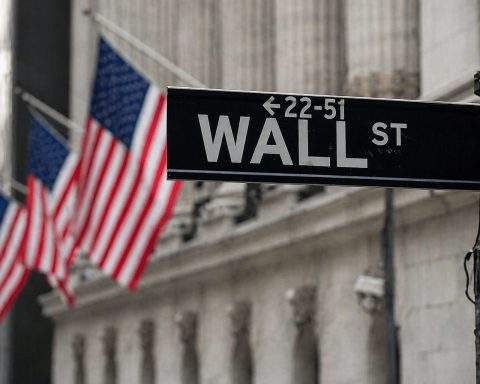 Dow Drops as Fed Split and Oil Surge Put Big Tech’s $10 Trillion AI Test on the Line