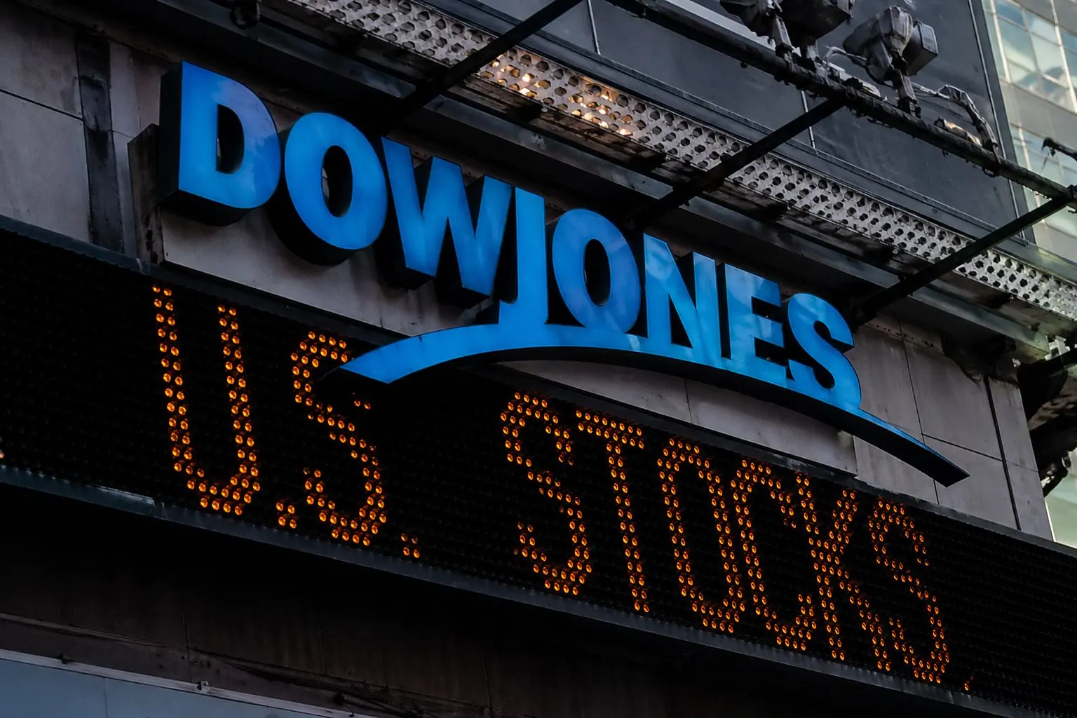 Dow Jones Today: Oil Spike, Fed Week and Big Tech Earnings Put Rally on Edge