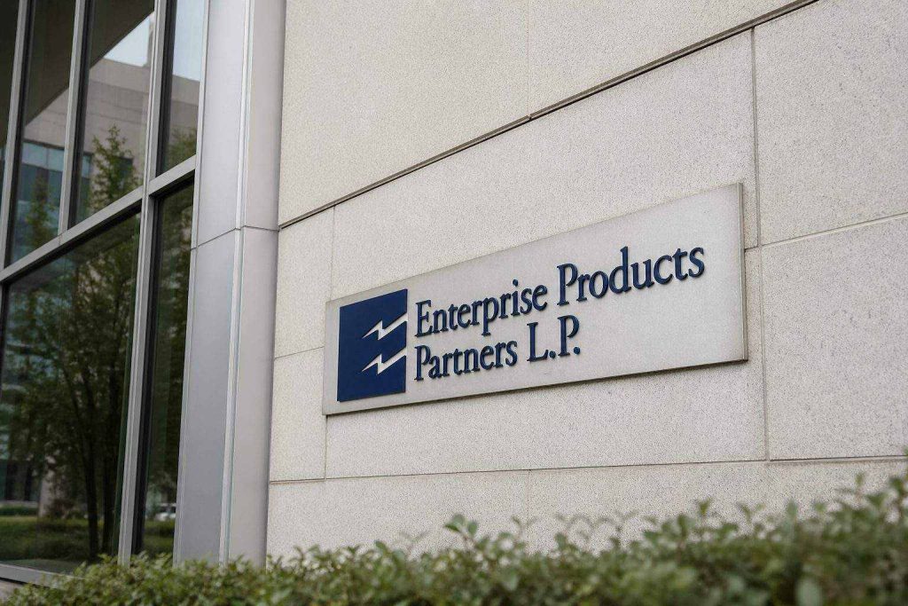 Enterprise Products Partners Stock Heads Into a Big Week as Dividend Clock Ticks
