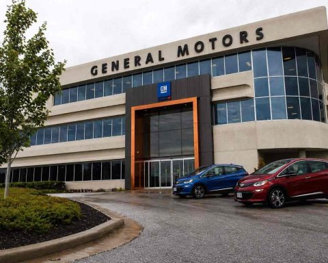 GM Earnings Beat: Profit Forecast Rises After $500 Million Tariff Break