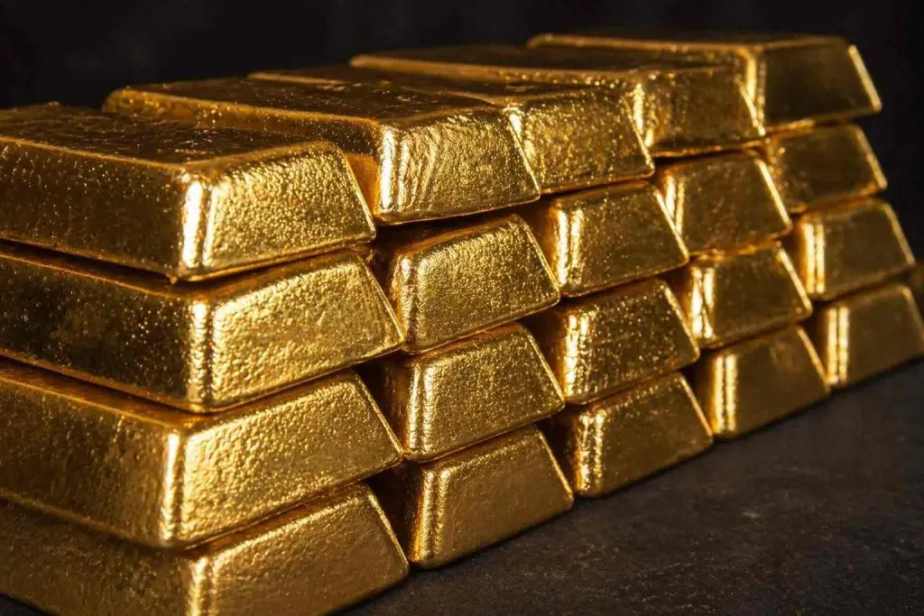 Gold eases from one-week bounce as Iran truce holds and Warsh signals hawkish tilt