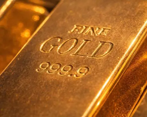 Gold Price Today Jumps Above $4,800 as Dollar Slides and Iran Talk Hopes Cool Oil