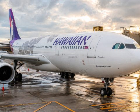 Hawaiian Airlines Is Now oneworld — and Alaska’s Takeover Is Showing Up at the Gate