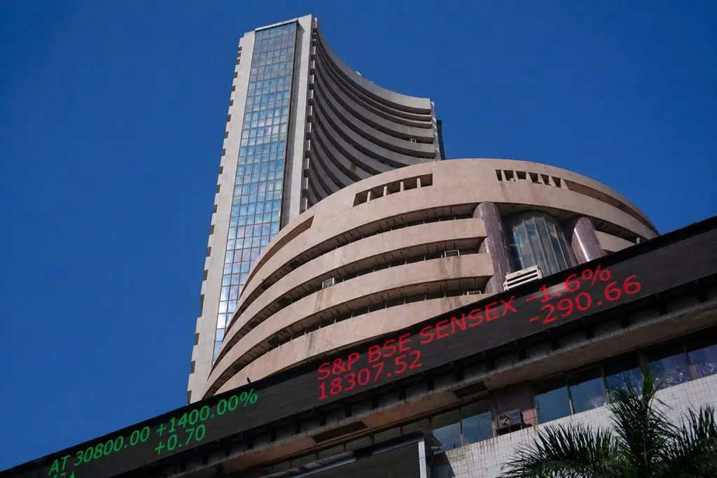India Stock Market Today: Sensex Slides, Nifty Tests 24,000 as Bank Stocks Stall Rally
