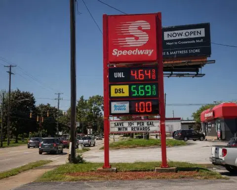 Indiana Gas Prices Near $5 as Refinery Outage, Iran War Hit Drivers