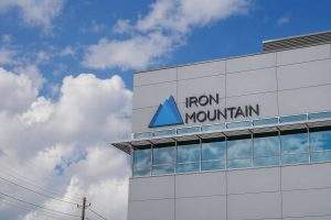Iron Mountain Stock Jumps as AI Data-Center Demand Pushes 2026 Forecast Higher