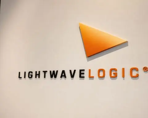 Lightwave Logic Stock Drop Puts $51 Million Share-Sale Plan and AI Optics Push in Focus