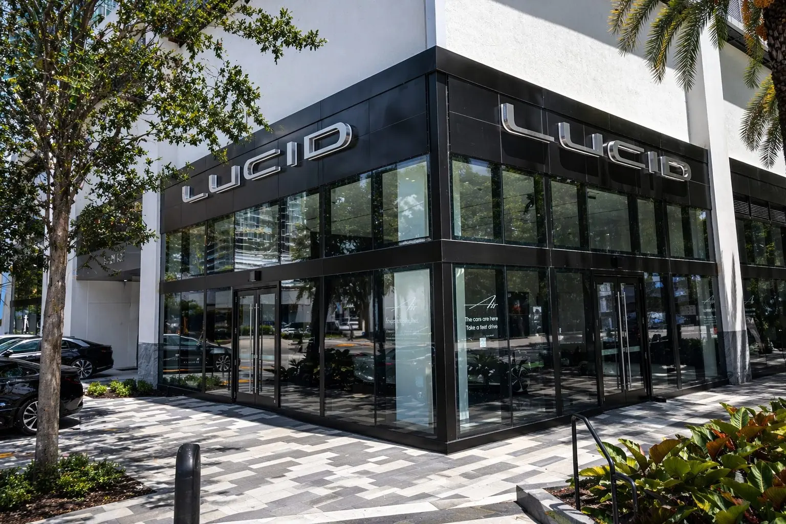 Lucid Stock (LCID) Slides to New Low as Uber Robotaxi Bet Fails to Calm Dilution Fears