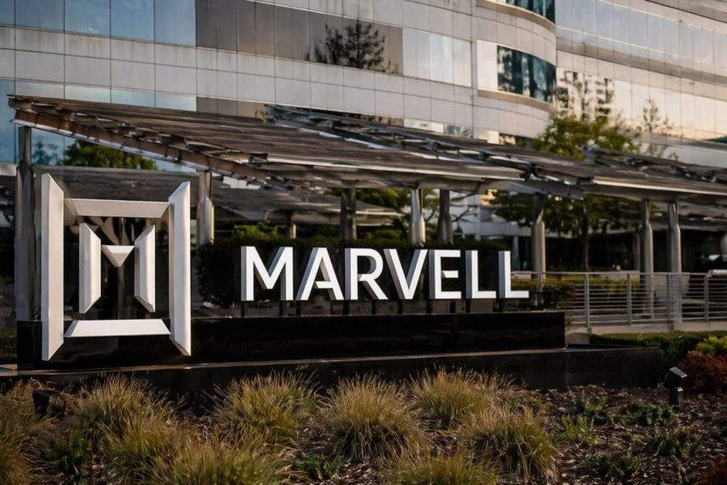Marvell’s New AI Data-Center Deal Puts Optical Chips Back in Focus