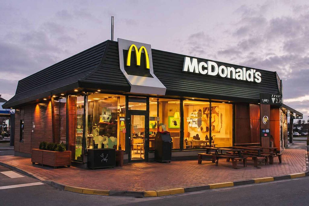 McDonald’s New Refreshers and Dirty Sodas Raise Stakes in Fast-Food Drink Fight