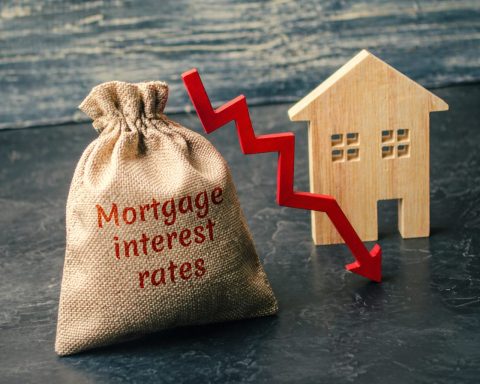 Mortgage Rates Fall Again, Homebuyers Return — but Bay Area Prices Stay Above $2 Million