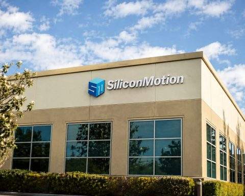 Silicon Motion Stock Jumps Before Q1 Earnings As Dividend Date Nears