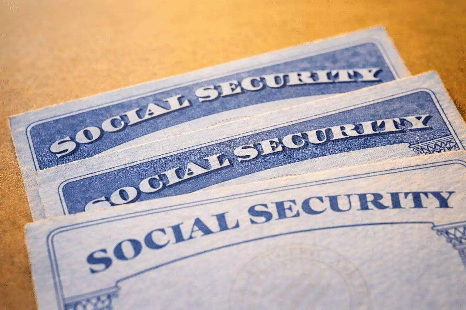 Social Security’s $4 Million Question: Can the S&P 500 Beat a 2033 Benefits Cliff?