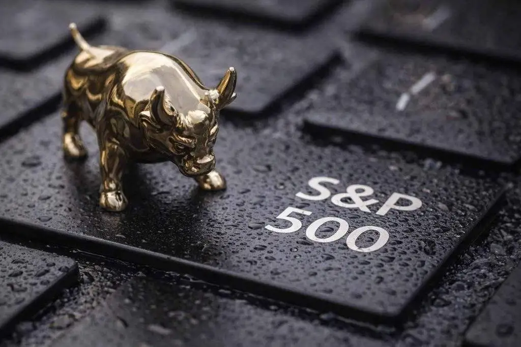 S&P 500’s April Rally Has One Big Catch as Big Tech Earnings Loom