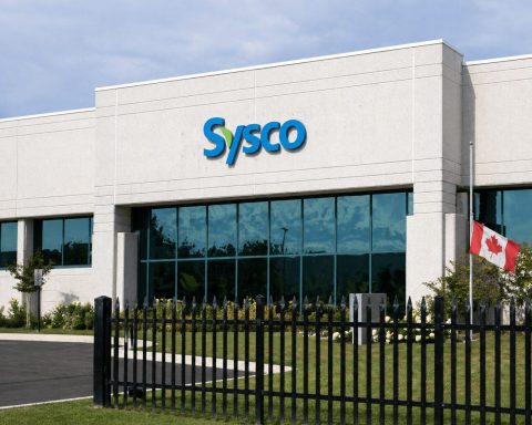 Sysco Stock Falls After Sales Miss: Restaurant Demand Weakness Tests $29 Billion Deal