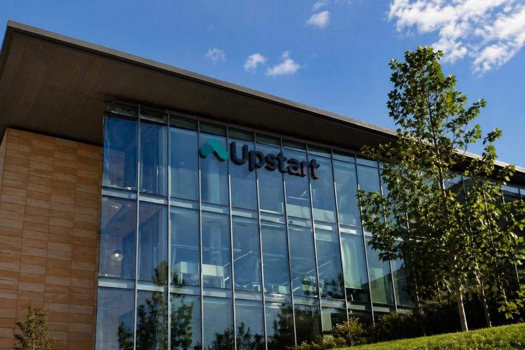 Upstart Stock Falls After $1.25 Billion Fortress Deal: Why Investors Are Still Wary