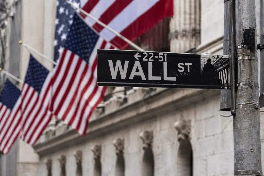 US Stock Market Today After Hours: Nasdaq Hit by AI Worries as Visa, Starbucks and Chip Stocks Jump US Stock Market Today After Hours: Nasdaq Hit by AI Worries as Visa, Starbucks and Chip Stocks Jump