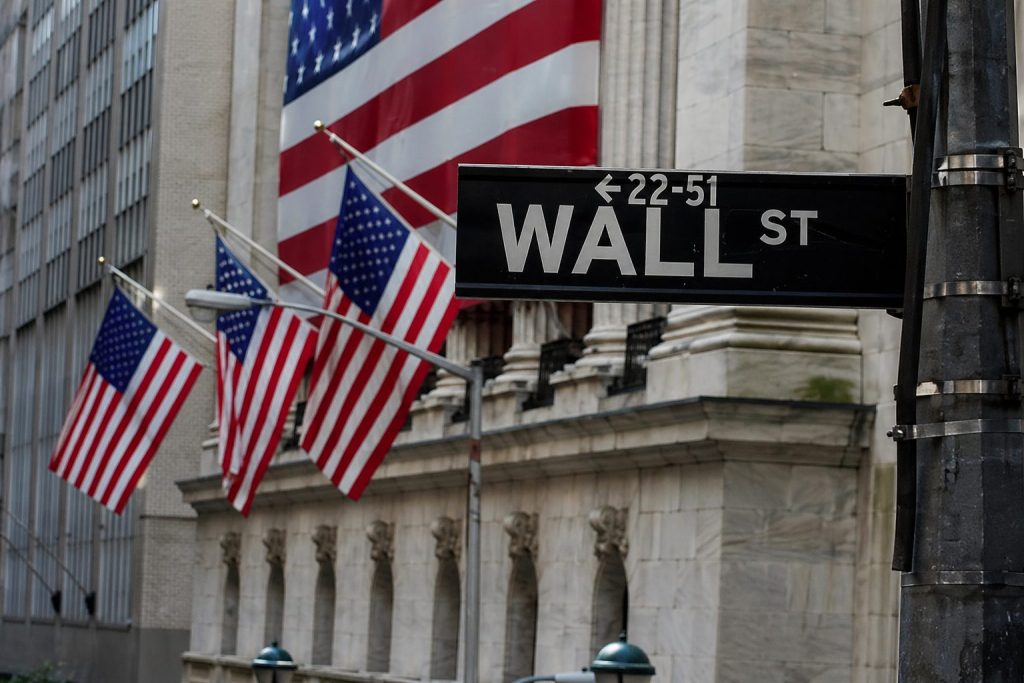 US Stock Market Today: Futures Rise Before GDP as Big Tech Earnings Split Wall Street