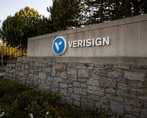 VeriSign Falls After Q1 Beat as .Com Price Hike Puts Renewal Risk in Focus