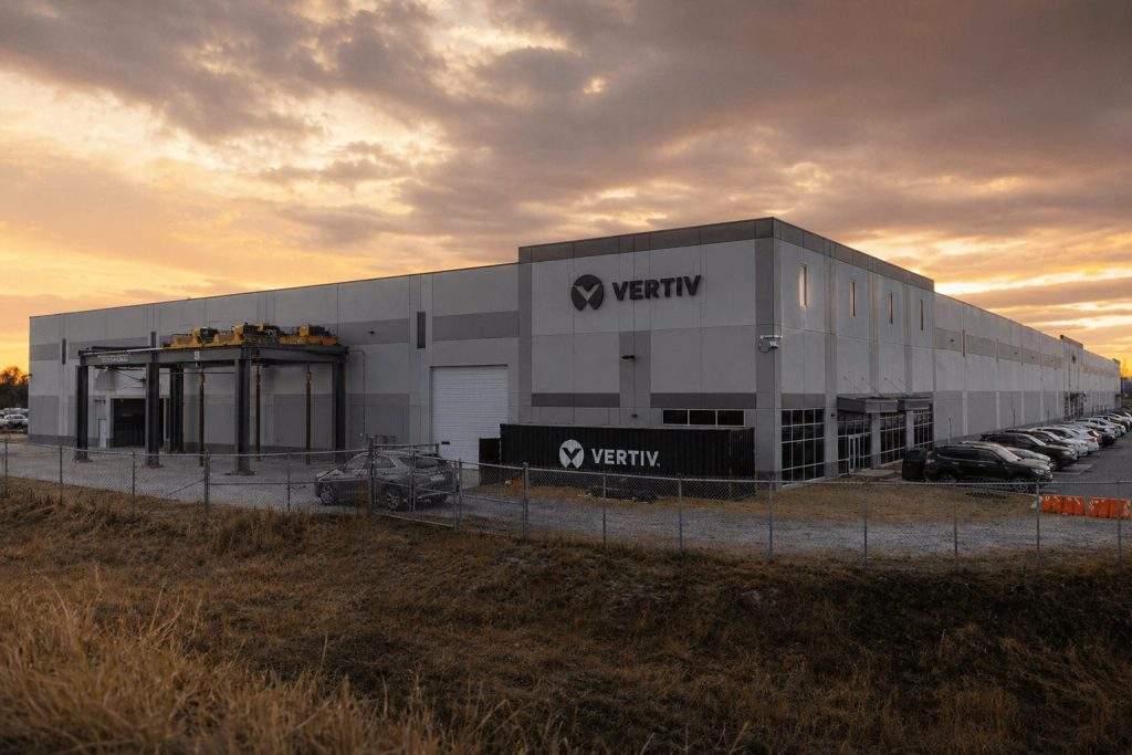 Vertiv Stock Slides as Strategic Thermal Labs Deal Sharpens AI Cooling Push