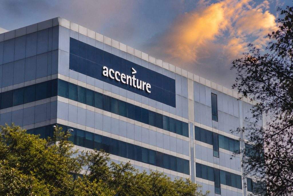 Accenture Stock’s Holiday-Week Bounce Has One Big AI Catch
