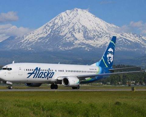 Alaska Air’s $500 Million Debt Sale Shows How Iran War Fuel Shock Is Hitting U.S. Airlines