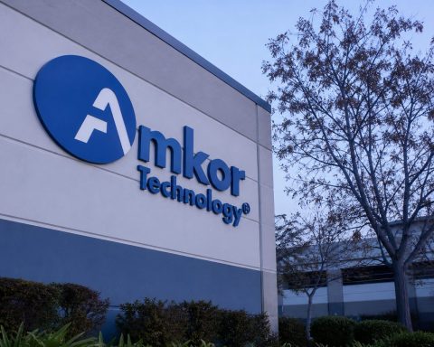Amkor Technology Stock: The $1 Billion Zero-Interest Debt Deal Behind Its AI Chip Packaging Push