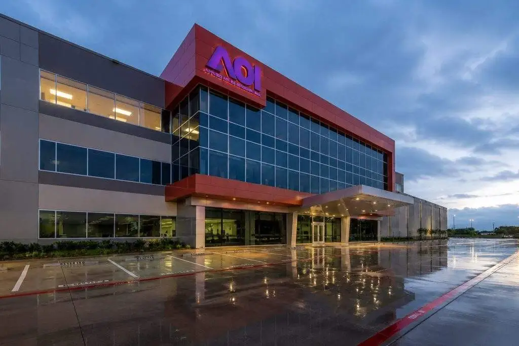 Applied Optoelectronics Stock Slides After Q1 Revenue Miss: AI Optics Boom Faces Wall Street Test