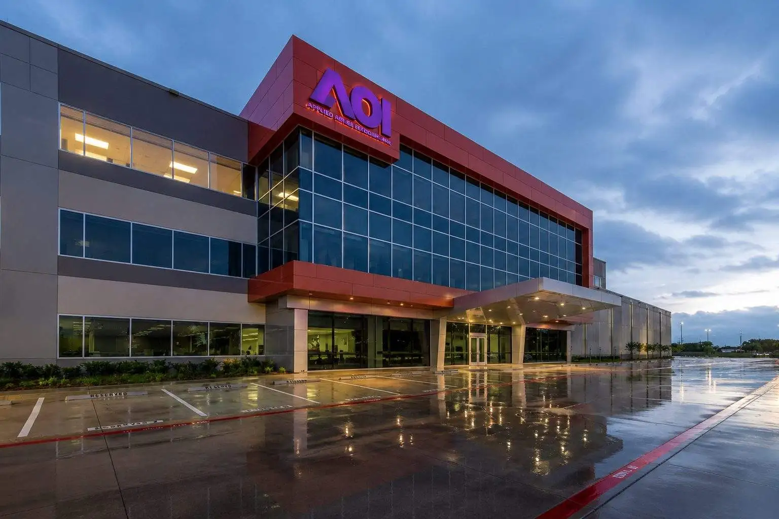Applied Optoelectronics Stock Slides After Q1 Revenue Miss: AI Optics Boom Faces Wall Street Test