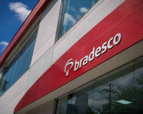 Bradesco Stock Is Sliding Despite a Profit Beat — Credit Risk Is Why