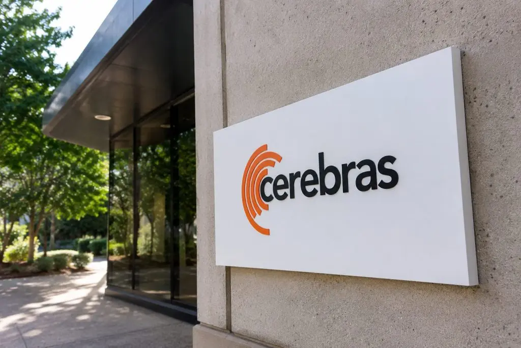 Cerebras IPO Prices at $185: AI Chipmaker Raises $5.55 Billion in Biggest 2026 Debut