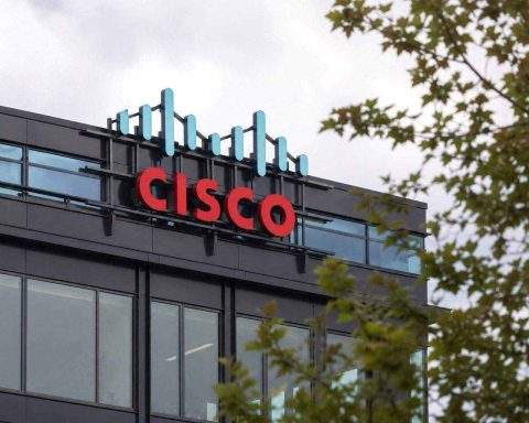 Cisco Stock Surges as AI Orders Boom and Nearly 4,000 Jobs Face Cuts