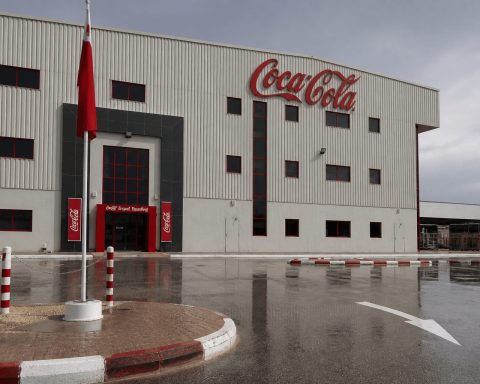 Coca-Cola Shareholders Just Sent A Clear Signal On Plastics, DEI And Dividends