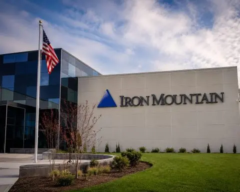 Iron Mountain Incorporated Stock Falls After Six-Day Rally as AI Data-Center Bet Faces New Test