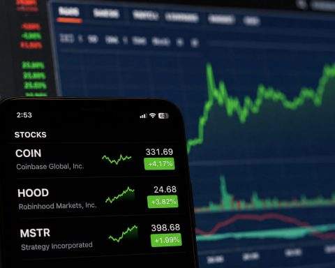 Coinbase, Robinhood and Strategy Stocks Jump: The Crypto Bill Traders Are Chasing Now