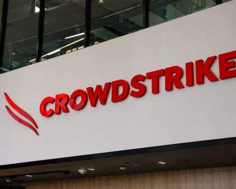 CrowdStrike Holdings Stock Jumps 8% as AI Cybersecurity Rally Meets CEO Share Sale