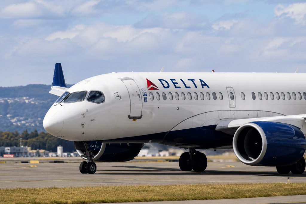 Berkshire Puts $2.65 Billion Into Delta Air Lines Shares