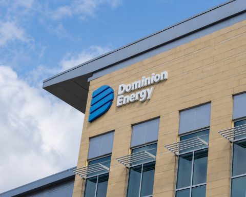 Dominion Energy Shares Move After NextEra’s $67 Billion Plan Seen as AI Power Play