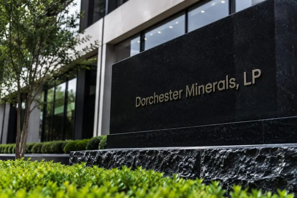 Dorchester Minerals Jumps as Oil Moves Up — DMLP Investors Brace for Eventful Week