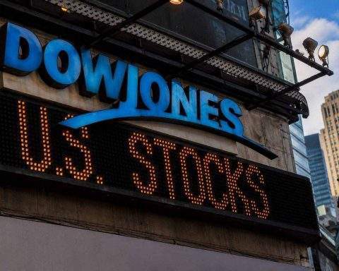 Dow Jones Today: Dow Falls Below 50,000 as Chip Retreat Tests Wall Street Rally