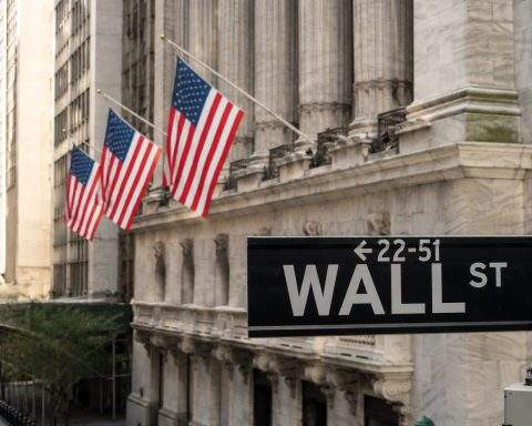 Dow Drops 537 Points With After-Hours Selling Threatening Wall Street AI Rally
